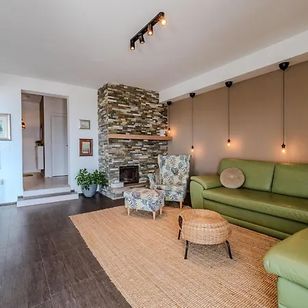 Holiday home Awesome In With House Sea View Zadar