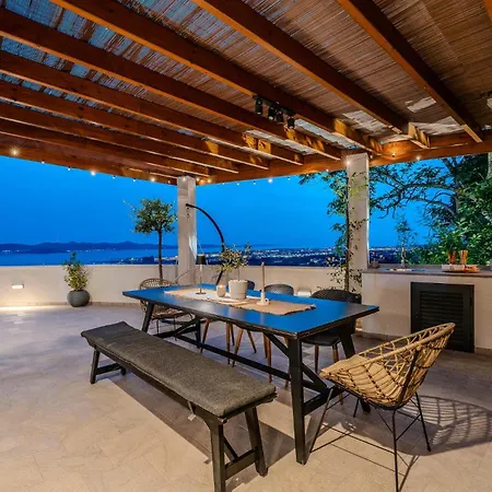 Awesome In With House Sea View Holiday home *