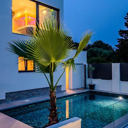 Holiday home Awesome In With House Sea View *