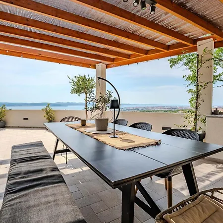 Awesome In With House Sea View Zadar