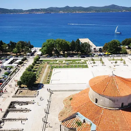 Awesome In With House Sea View Zadar